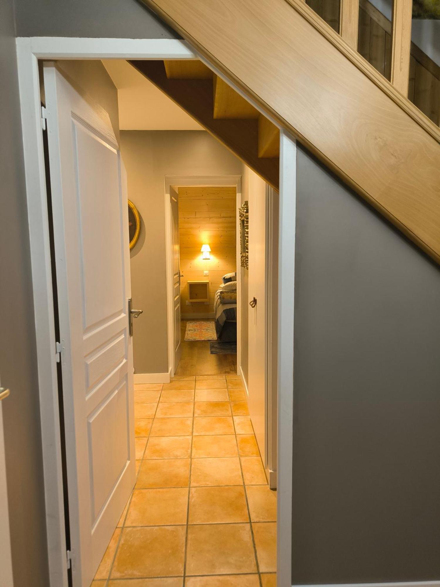 La Frenaie Bed & Breakfast Saint-Cyr-sur-le-Rhone Dış mekan fotoğraf